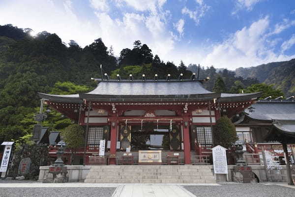 神奈川の人気の神社・お寺TOP20！旅行好きが行っている寺社ランキング1.jpg