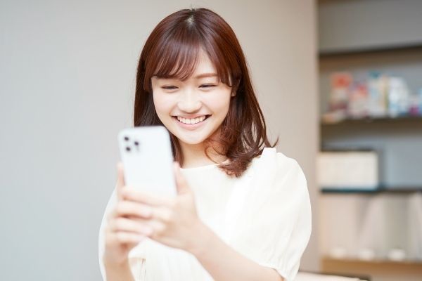 マウスピース矯正は効果あり？大人女子に人気のヒミツをご紹介