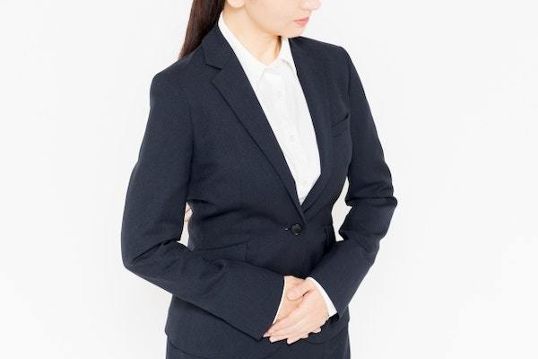 女性の転職面接での服装は？チェックポイントや着こなし方を紹介