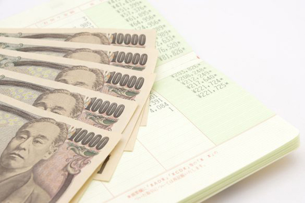 ふたりで貯めてる結婚資金、彼が勝手に使ってた！使いみちを知ってア然