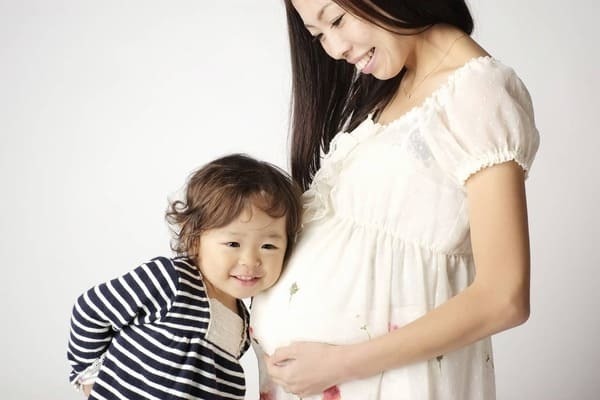 妊娠中のママ・小さい子供におすすめのノンカフェインのお茶は? コンビニでも買える!