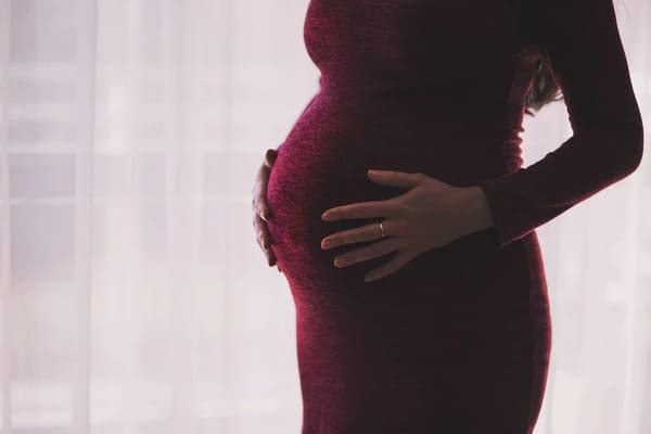 妊娠超初期〜妊娠初期の寒気の原因と対処法！【要注意】