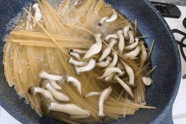 鳥羽シェフ「ワンパン無限納豆パスタ」が感動のウマさ…　納豆パスタは絶対これ