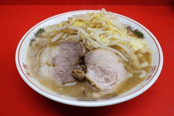 新宿駅周辺の二郎インスパイア系ラーメンおすすめ10選！本家に近い店も！