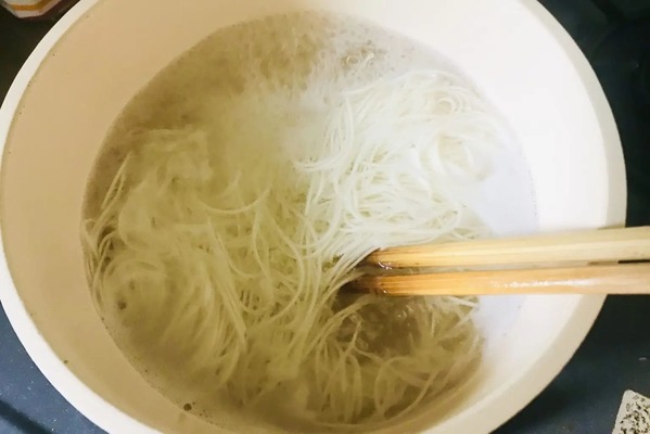 あの芸能人がやっている！　そうめんつけ汁の「鬼うま＆超簡単アレンジ」3連発