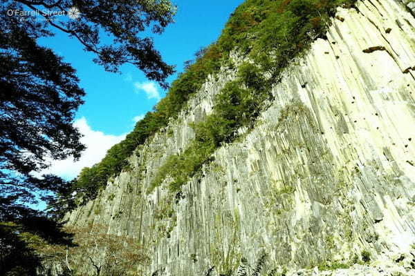 自然が創り出した圧巻の景色！材木岩公園【宮城】1.jpg