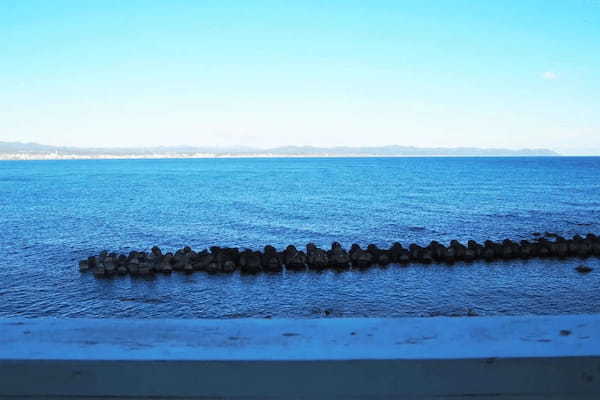 カフェ「海と硝子」で絶景×スイーツ　超贅沢スポットで五感が幸福に…