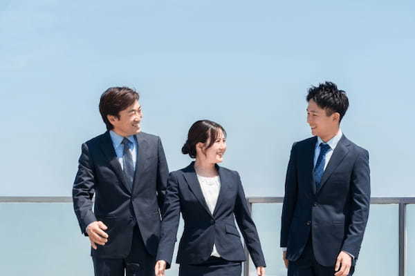 内定者懇親会の服装は必ずスーツ参加？選ぶときのポイントが分かります！