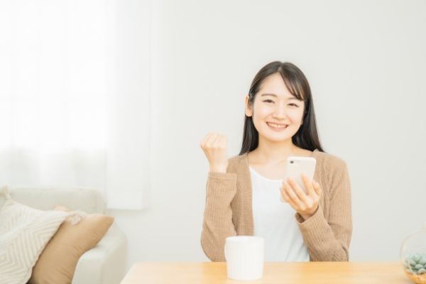 LINEでの告白はアリ？ナシ？大人・社会人からの意見は？