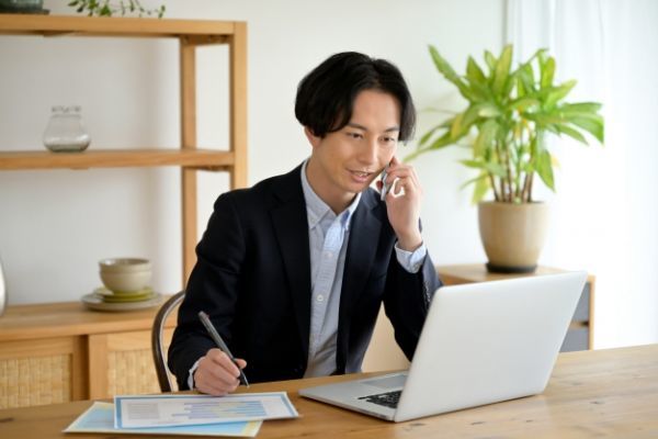 遠距離恋愛の連絡頻度は毎日がベスト？少なくて不安なときの対策4つ