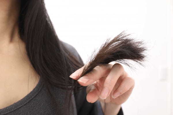 伸ばしかけの髪のヘアアレンジまとめ！カットはすべき？