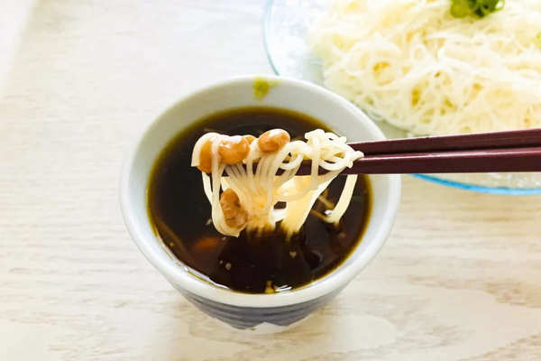 あの芸能人がやっている！　そうめんつけ汁の「鬼うま＆超簡単アレンジ」3連発