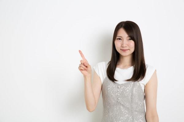 テレワーク時の女性の服装は何が正解？おすすめのアイテムをご紹介