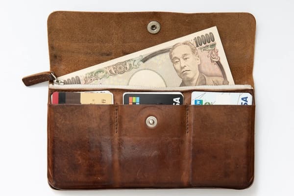 ピンクの財布はお金がたまらない？ピンクの財布の吉効果を徹底解説！