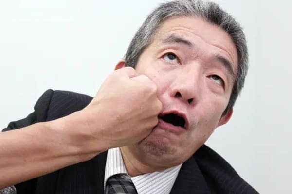 【夢占い】夢の中に嫌いな人が出てきたときの暗示・意味とは？