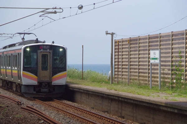 【新潟県・海が見える駅】改札を抜けると美しい海！信越本線に乗って柏崎エリアを旅しよう