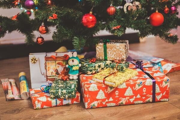 クリスマスプレゼント男の子人気ランキング2021!2歳から6歳まで