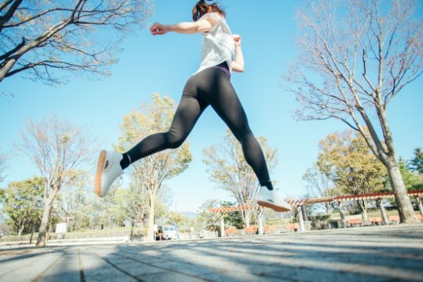 内転筋トレーニングで太腿を細く！メリハリのあるモテ脚を作る