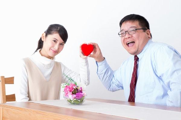 年の差婚が気持ち悪いといわれる理由6選！後悔しないための注意点