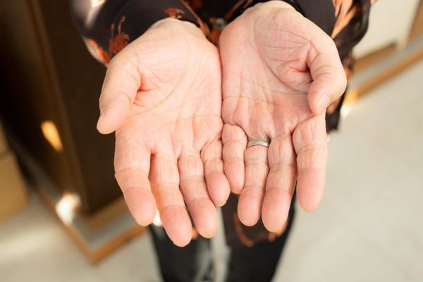 89歳の現役美容部員の半生「夫を亡くし、これからは自分の人生を作ろうと思った」