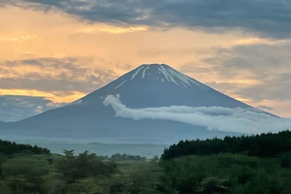 ハロ現象のスピリチュアルな意味とは？太陽と月と虹が魅せる天の奇跡