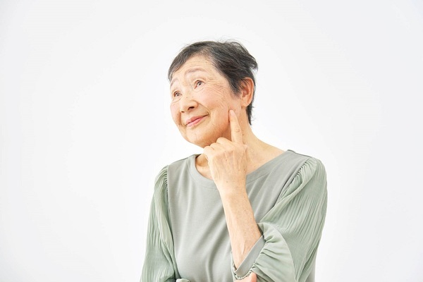 70歳以上の女性におすすめの仕事とは？求人の探し方や仕事選びのポイントを解説！