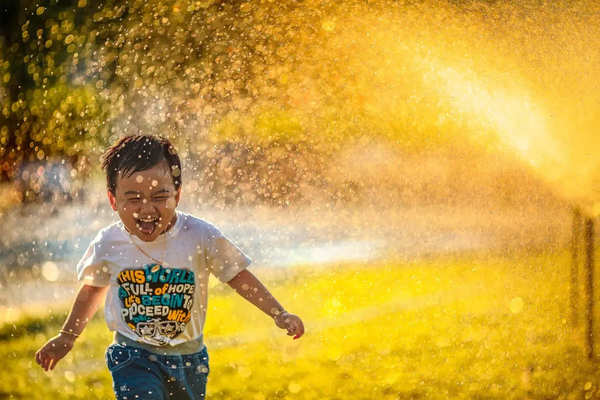 シワシワネームの人気一覧｜古風な名前が再来のワケ