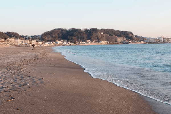 夕暮れの海で癒しの時間、鎌倉・材木座海岸から逗子マリーナまで季節外れのお散歩コース1.jpg