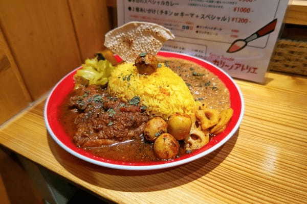 難波の絶品カレーランチ18選！行列のできる老舗や本格スパイスカレーの名店も！