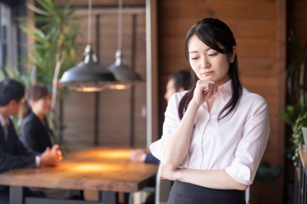 【退職の伝え方の例文付き】会社と揉めないためのベストな伝え方