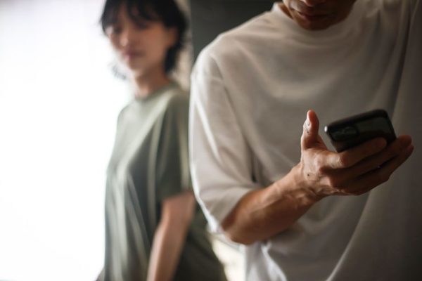 「触るな、ブス」とあしらわれ…セックスレスの屈辱がトラウマになってしまった女性