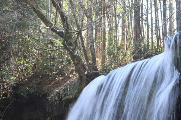 【熊本】生茶CMロケ地！水のカーテンは必見「鍋ヶ滝」散策ポイント6選＆周辺情報