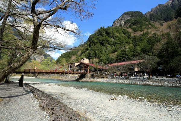 「神降地」とも称される神秘の上高地・明神池へのハイキングを楽しもう