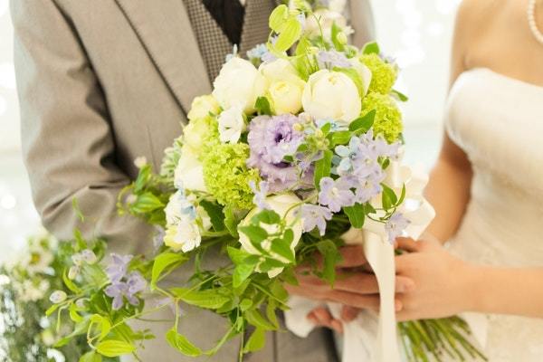 結婚線のフィッシュ見逃さないで！結婚が近いサインの見分け方