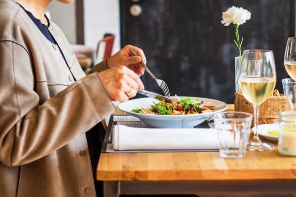 「結婚記念日は何する？」を解決。特別な日にぴったりな気分が上がる素敵な過ごし方