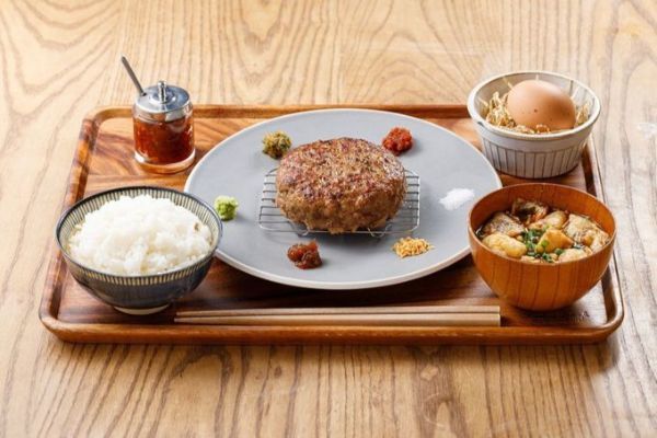 最長4時間待ち！超人気ハンバーグ『挽き肉のトリコ』が渋谷に関東初上陸