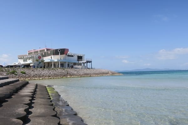 沖縄の絶景！インスタ映え抜群の海カフェ♡「BEAPA」＆「ラ・イスラ」