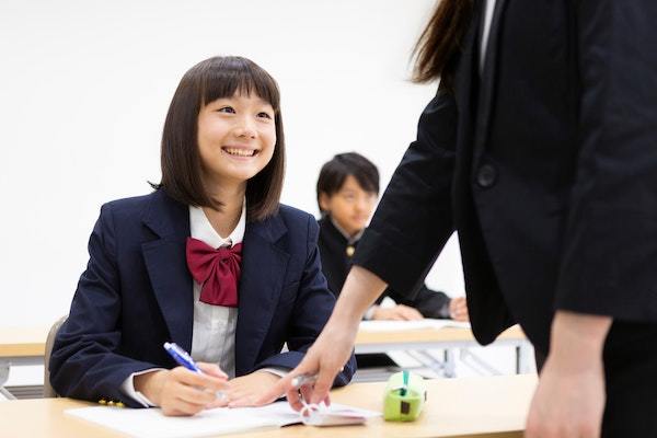 優秀な人ほど突然辞める理由は何？ハイスペック女子の行方は