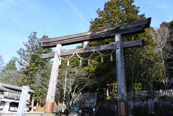 長野県・戸隠古道「神道」で戸隠神社3社巡り！神秘の鏡池と蕎麦も♪