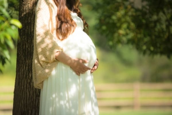 妊娠30週目の胎児の大きさは？母体の変化や過ごし方の注意点も解説