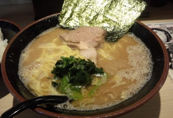 京都府の家系ラーメン店15選！本格濃厚スープの名店や深夜営業の人気店も！