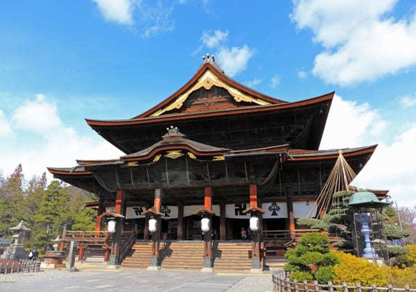 【長野】1泊2日で善光寺・鏡池・戸隠神社を巡る観光モデルコース