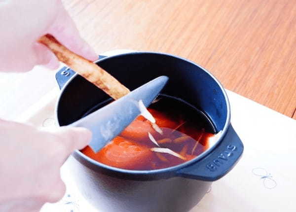 「きのう何食べた?」のレシピを我が家風にアレンジ!鮭と舞茸とごぼうの炊き込みご飯1.jpg