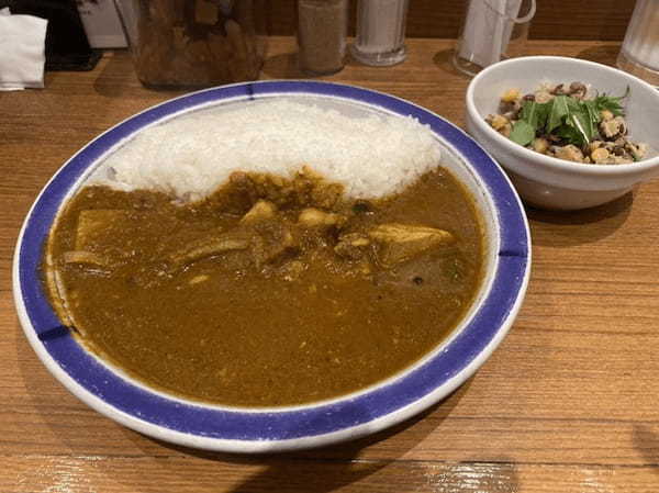 秋葉原の絶品カレーランチ22選！本格スパイスカレーの名店やナン食べ放題の店も！