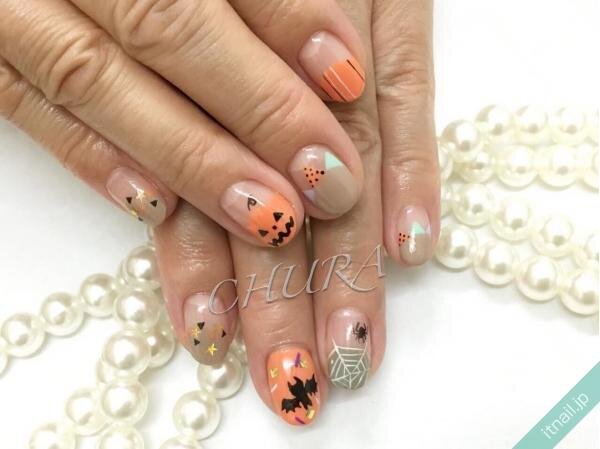 ハロウィンにおすすめのショートネイルデザイン 小さい爪に楽しさ満載!