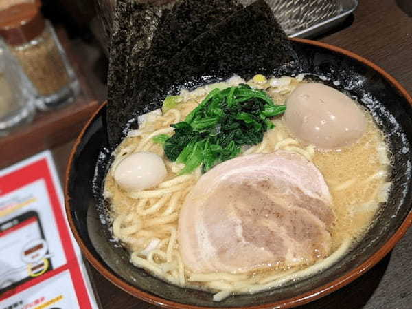 新宿の家系ラーメン店17選！本格濃厚スープの名店や深夜営業の人気店も！