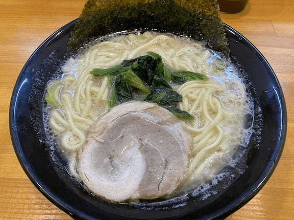 梅田エリアの家系ラーメン全4選！本格濃厚スープの名店や深夜営業の人気店も！