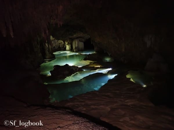 【鹿児島・沖永良部島】地底洞窟探検！大迫力のケイビングツアー