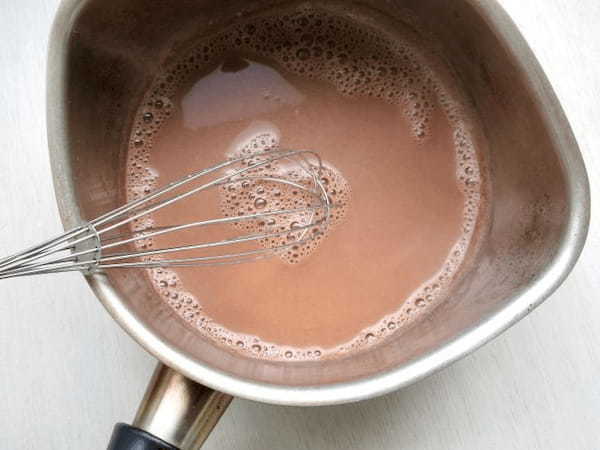 寒い夜にミルクや紅茶で！板チョコで簡単あったかホットチョコレート1.jpg