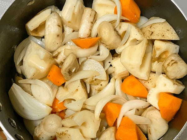 美肌・美腸になれる　旨味＆栄養たっぷり！ごろごろ根菜のラタトゥイユ